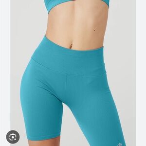 Alo blue biker shorts